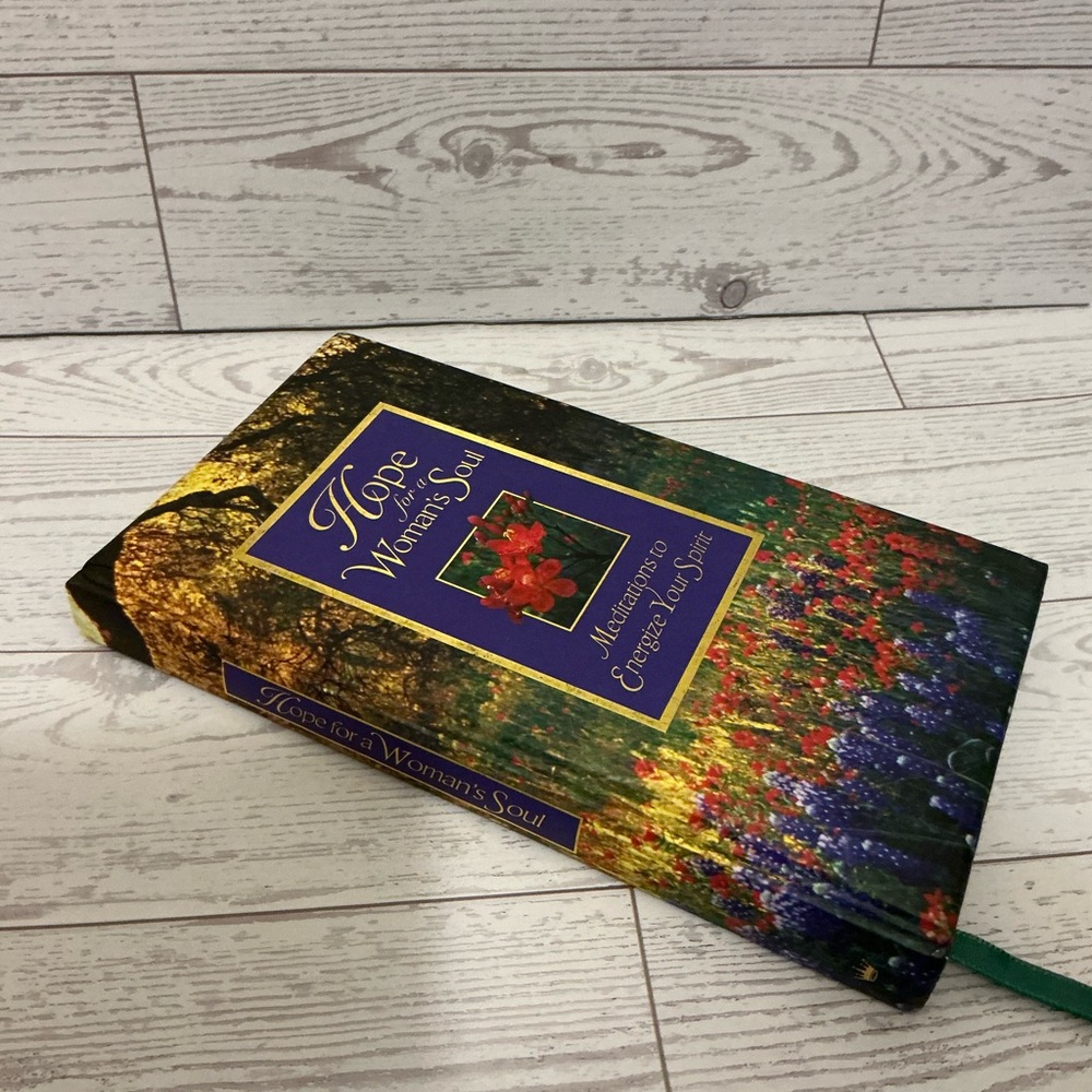 Hope for a Woman's Soul Book - Purple and Gold Cover
